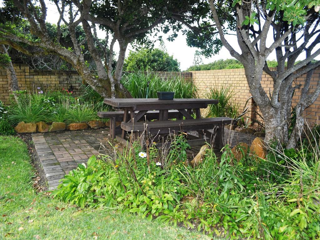 Great White Accommodation Kleinbaai Екстер'єр фото