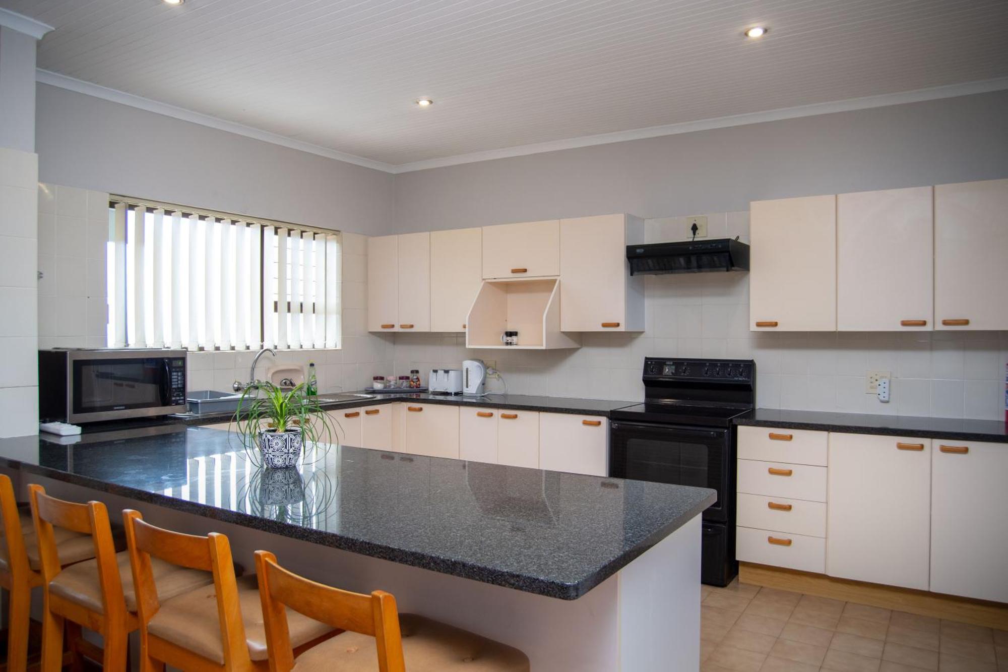 Great White Accommodation Kleinbaai Номер фото