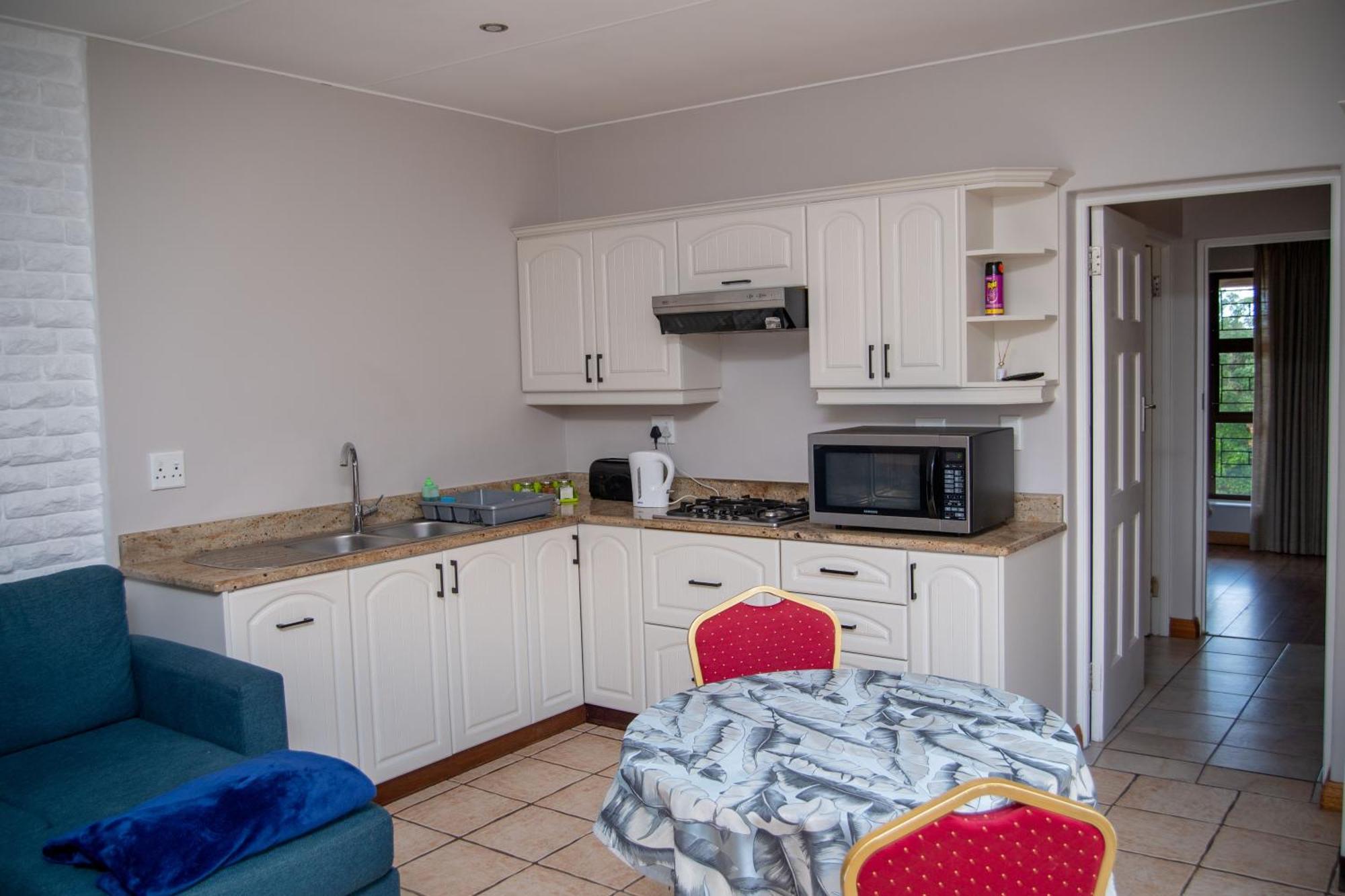 Great White Accommodation Kleinbaai Екстер'єр фото